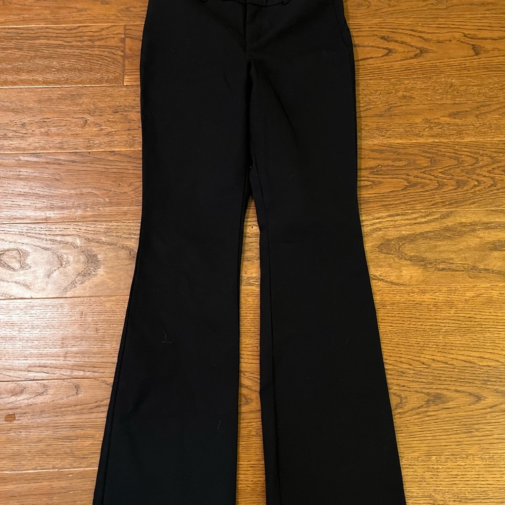 Old Navy Black High-Rise‎ Pixie Flare Pants